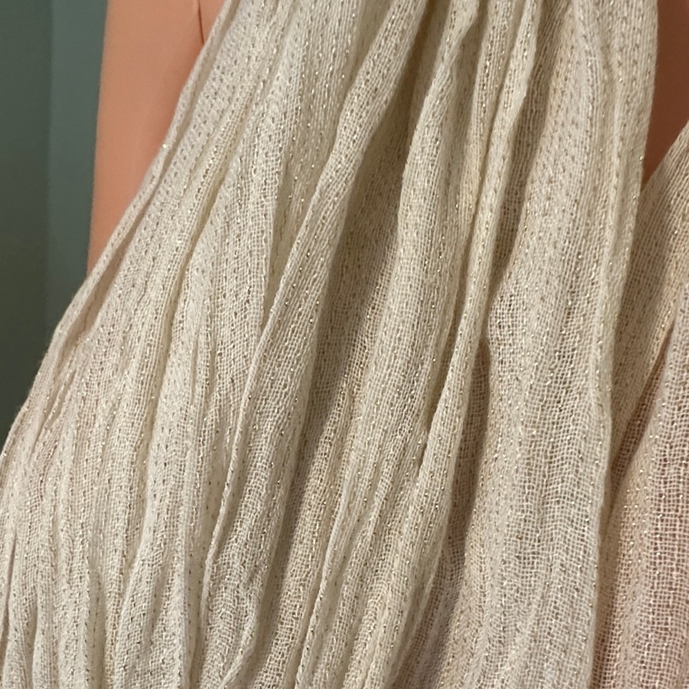 Elegant Cream Scarf - Picture 3 of 4